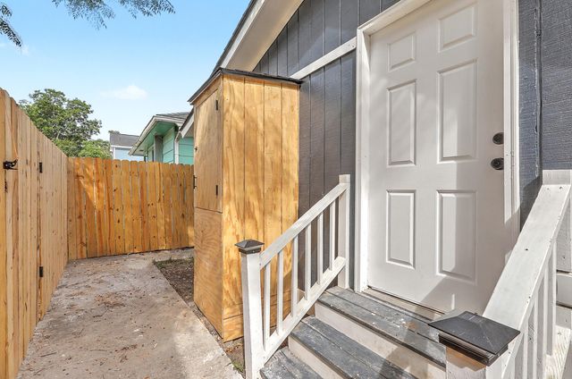 2055 Beech Avenue, North Charleston, SC 29405