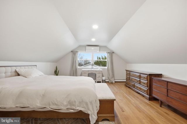 2101 YORK DR, Woodbridge, VA 22191