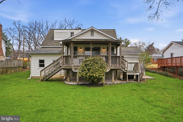 2101 YORK DR, Woodbridge, VA 22191