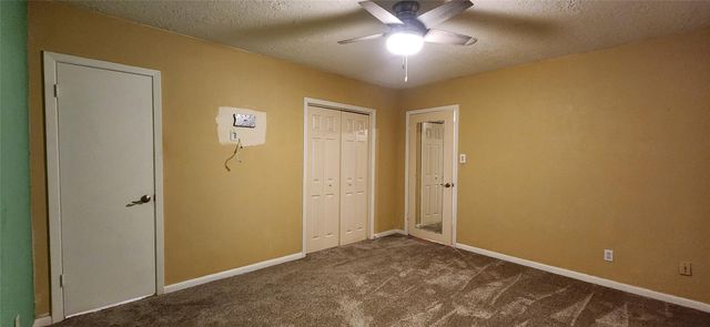 616 Cannan Drive, Angleton, TX 77515