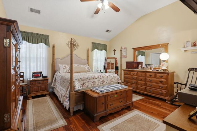 1654 Sedgefield Dr., Murrells Inlet, SC 29576