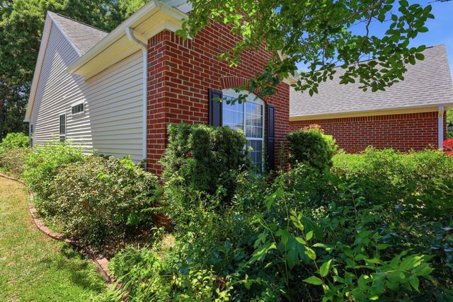 1654 Sedgefield Dr., Murrells Inlet, SC 29576