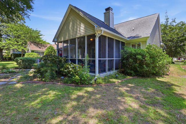 1654 Sedgefield Dr., Murrells Inlet, SC 29576