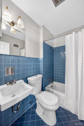 3685 Marietta Drive, Florissant, MO 63033