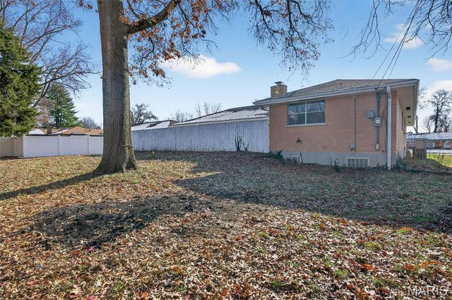 3685 Marietta Drive, Florissant, MO 63033