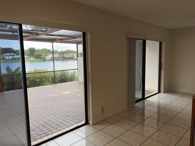 3094 BERMWOOD Lane 237, Hollywood, FL 33021