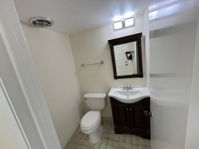 3094 BERMWOOD Lane 237, Hollywood, FL 33021