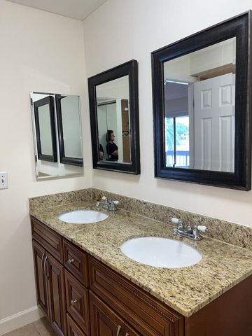 3094 BERMWOOD Lane 237, Hollywood, FL 33021