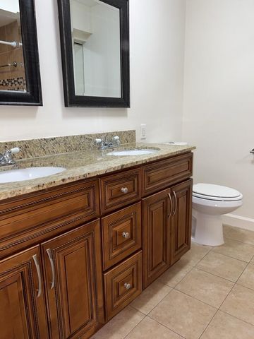3094 BERMWOOD Lane 237, Hollywood, FL 33021