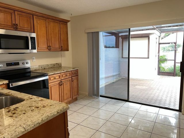 3094 BERMWOOD Lane 237, Hollywood, FL 33021