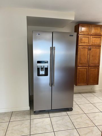 3094 BERMWOOD Lane 237, Hollywood, FL 33021