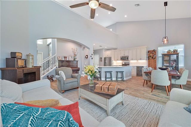 69 Burnt Pine DR, Naples, FL 34119