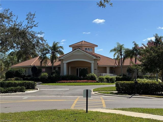 69 Burnt Pine DR, Naples, FL 34119