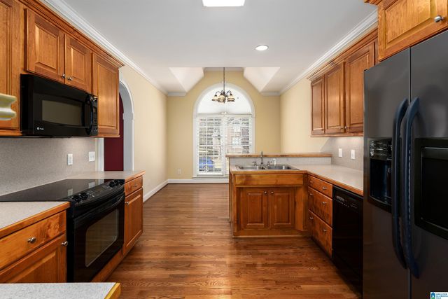 6927 WOODVALE LANE, Trussville, AL 35173