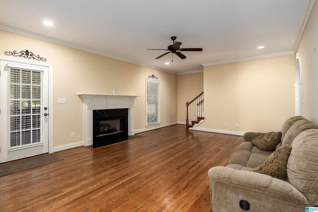 6927 WOODVALE LANE, Trussville, AL 35173