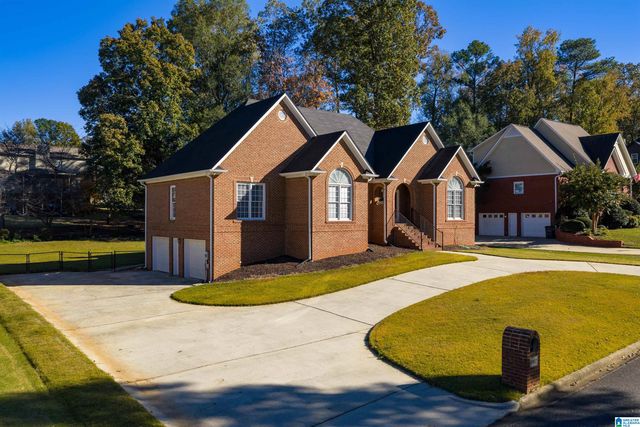 6927 WOODVALE LANE, Trussville, AL 35173