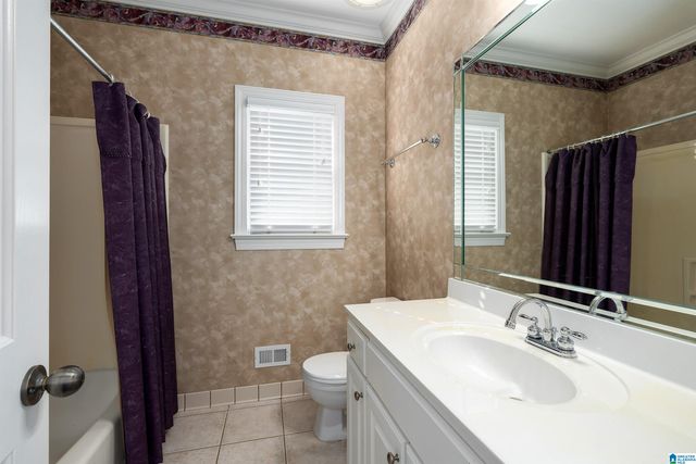 6927 WOODVALE LANE, Trussville, AL 35173