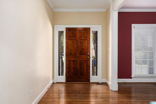 6927 WOODVALE LANE, Trussville, AL 35173