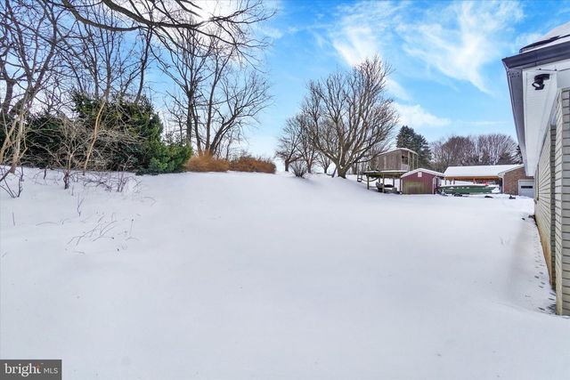 185 LINDY RD, Seven Valleys, PA 17360