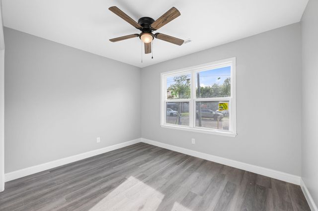 4255 Quinn Adams Street, Chattanooga, TN 37410