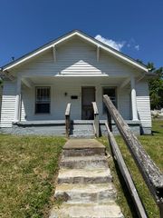 814 Holmes Street, Frankfort, KY 40601