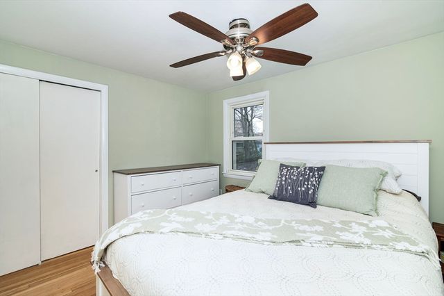 4 Park Dr, Holbrook, MA 02343