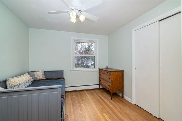 4 Park Dr, Holbrook, MA 02343