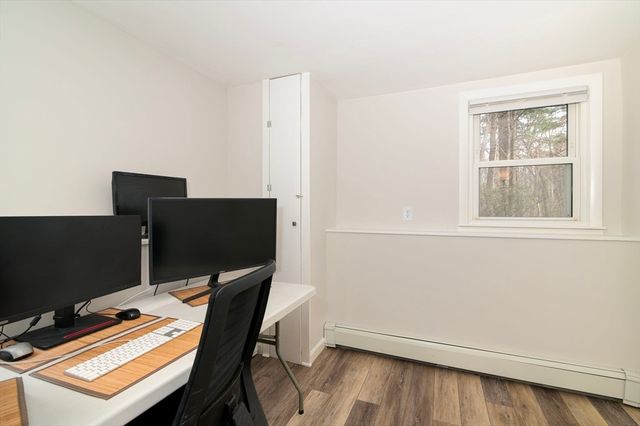 4 Park Dr, Holbrook, MA 02343