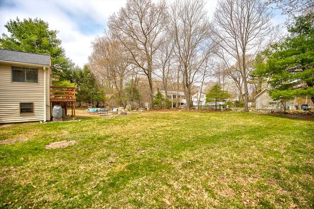4 Park Dr, Holbrook, MA 02343