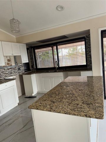 1573 SE Clearbrook St, Port St. Lucie, FL 34983