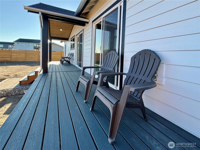 1046 Ocean Shores Boulevard, Ocean Shores, WA 98569