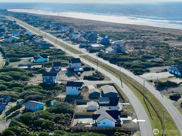 1046 Ocean Shores Boulevard, Ocean Shores, WA 98569