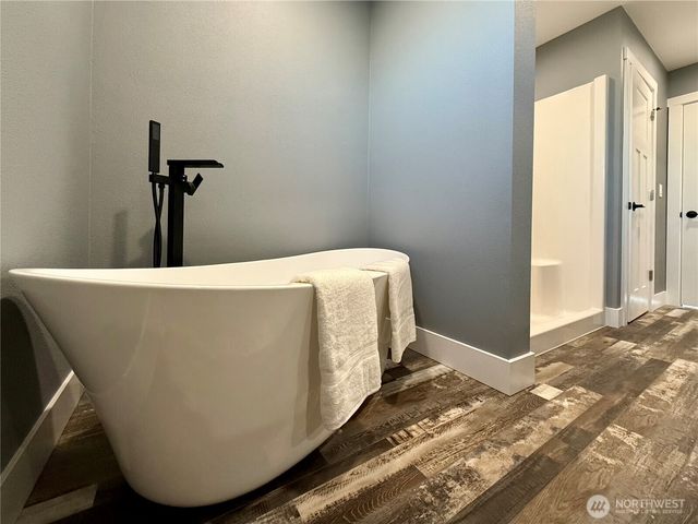 1046 Ocean Shores Boulevard, Ocean Shores, WA 98569