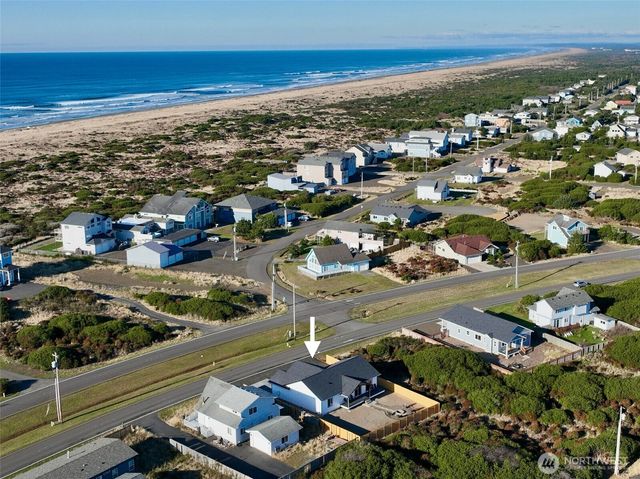 1046 Ocean Shores Boulevard, Ocean Shores, WA 98569