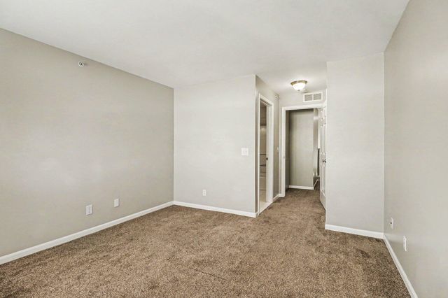 648 Village Lane, Milford Vlg, MI 48381