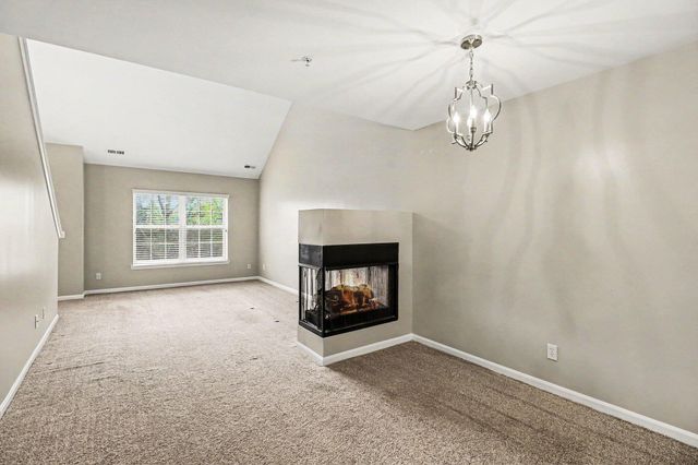 648 Village Lane, Milford Vlg, MI 48381