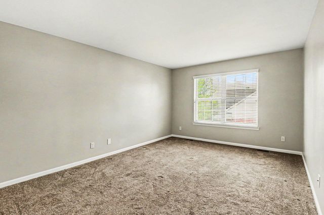 648 Village Lane, Milford Vlg, MI 48381
