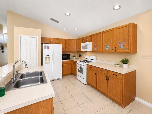531 SILVER PALMS CIRCLE, Davenport, FL 33837
