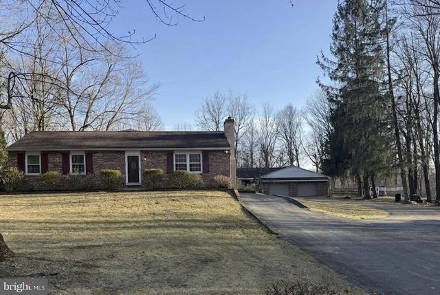 12 DOGWOOD DELL, Coatesville, PA 19320