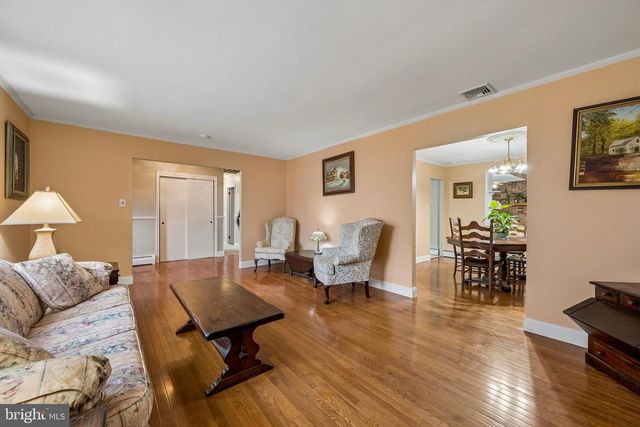 12 DOGWOOD DELL, Coatesville, PA 19320