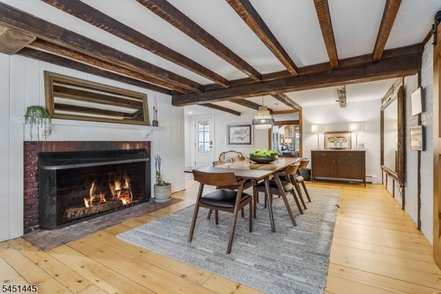 36 E Main St, Mendham Twp., NJ 07960