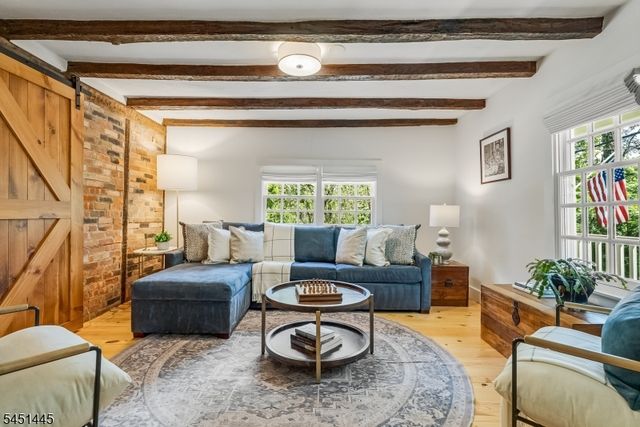 36 E Main St, Mendham Twp., NJ 07960