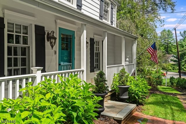 36 E Main St, Mendham Twp., NJ 07960