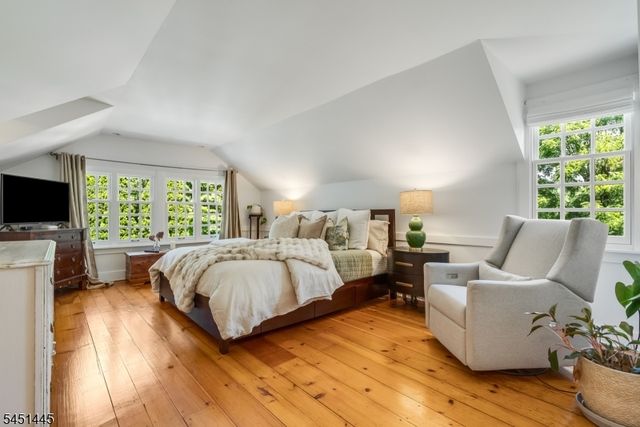 36 E Main St, Mendham Twp., NJ 07960