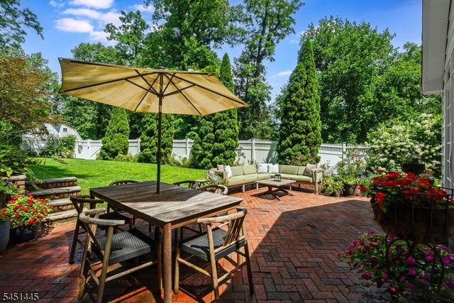 36 E Main St, Mendham Twp., NJ 07960
