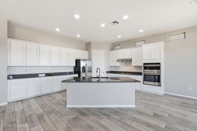 12736 E Prairie Aster Lane, Tucson, AZ 85747