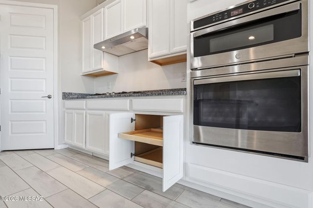 12736 E Prairie Aster Lane, Tucson, AZ 85747