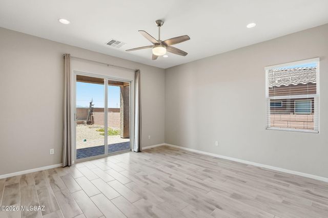 12736 E Prairie Aster Lane, Tucson, AZ 85747