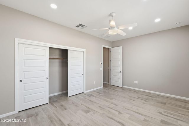 12736 E Prairie Aster Lane, Tucson, AZ 85747