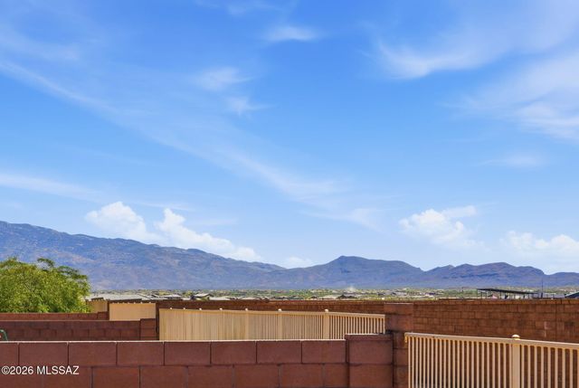 12736 E Prairie Aster Lane, Tucson, AZ 85747